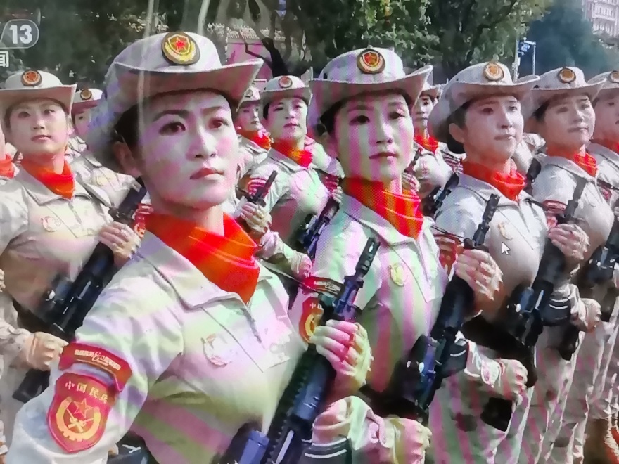 ��ͼΪ�������ı�ǿ��������16��������Ⱥ��Ӱ��.jpg